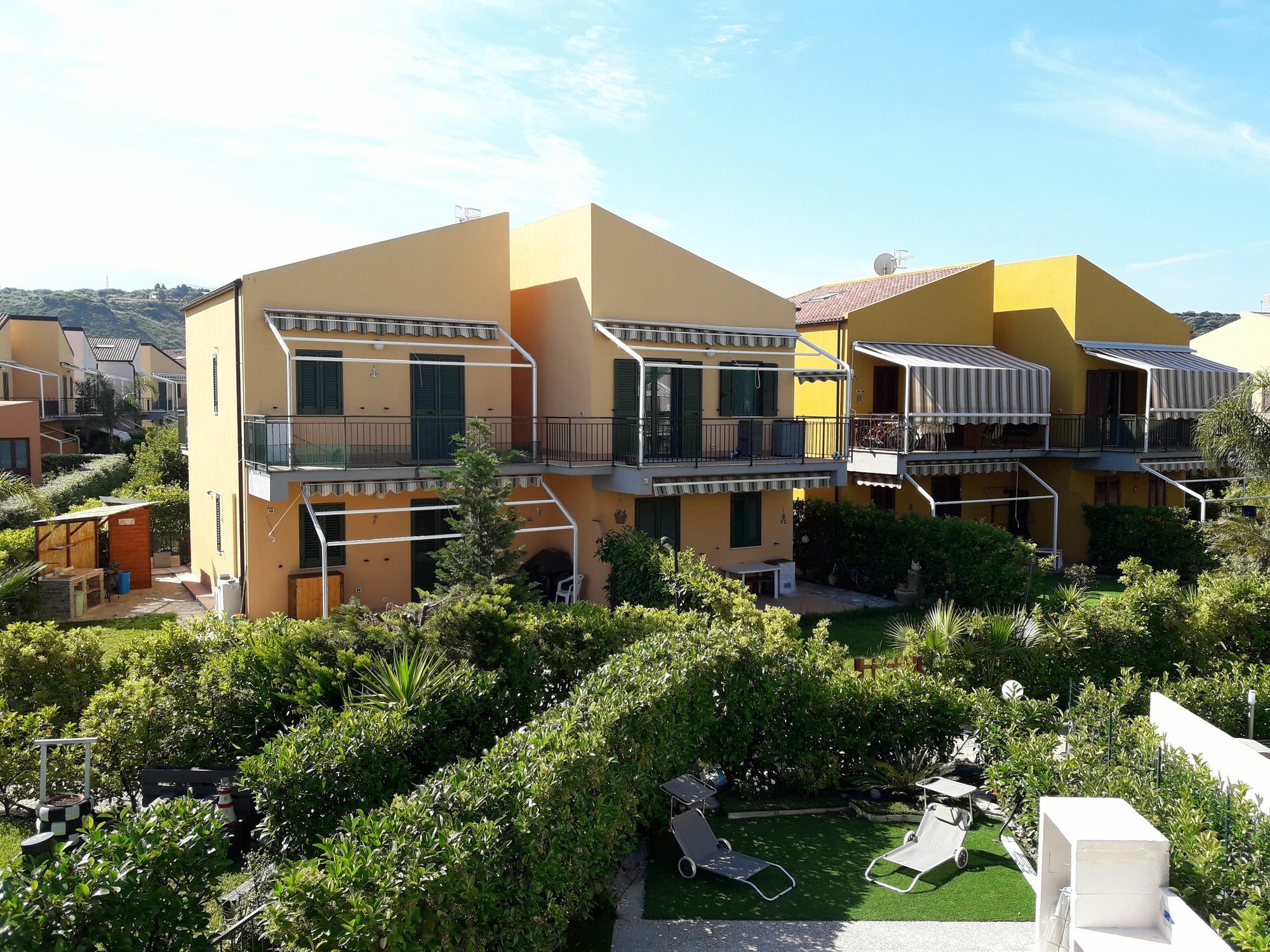 Villa Scenique Кампофеличе-ди-Роччелла Экстерьер фото